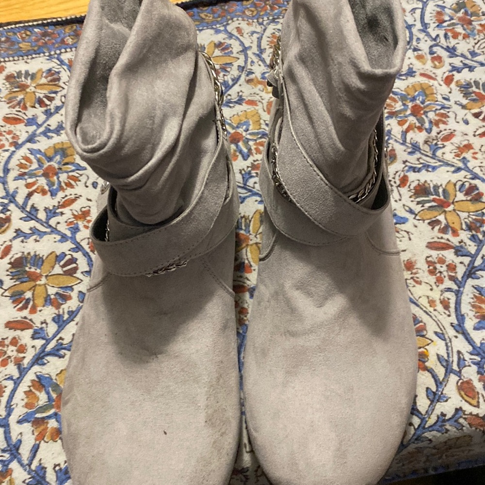 Grey  boots 8:5 never worn